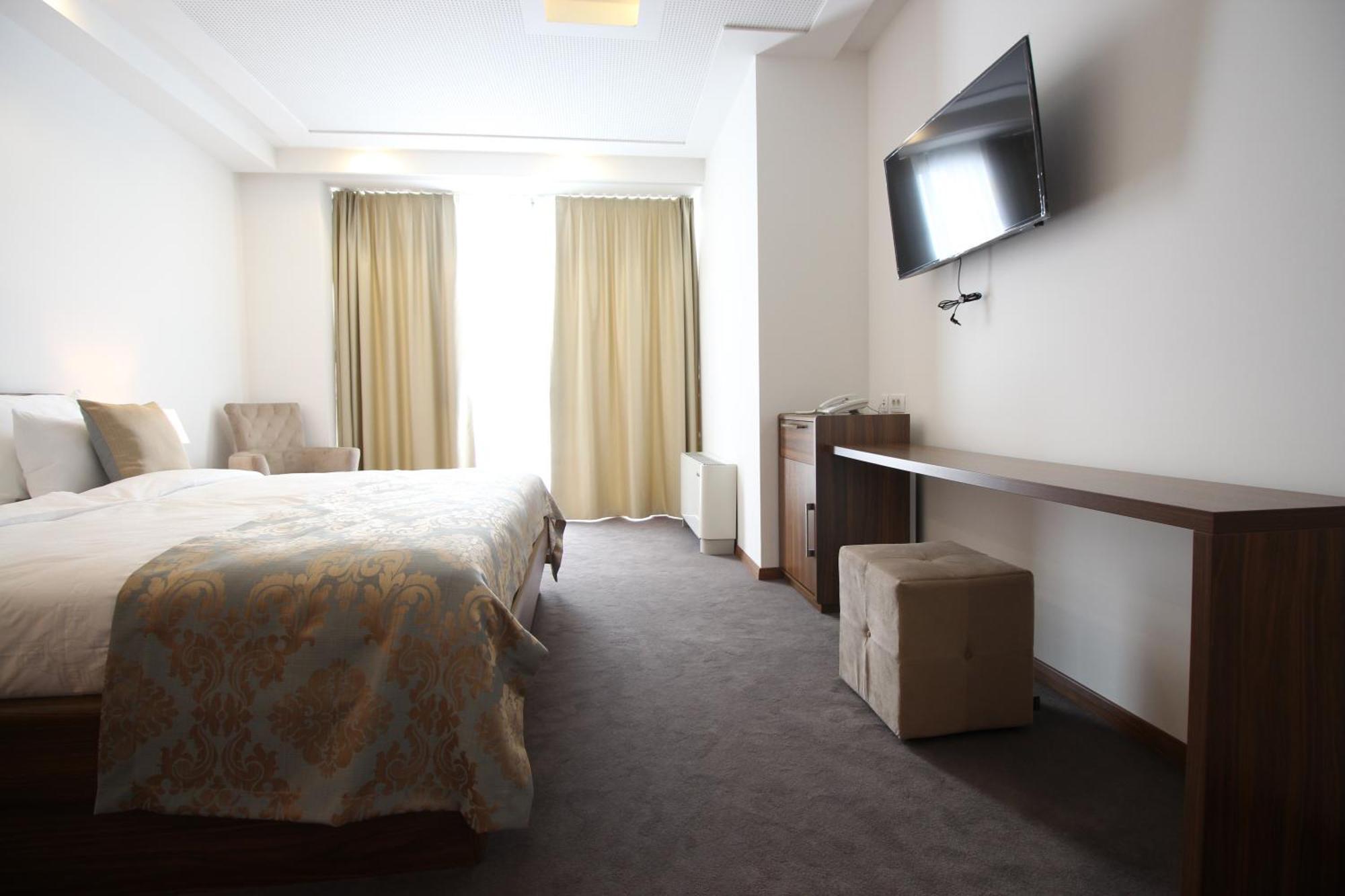 Hotel Royal Gold City SJJ Exterior foto