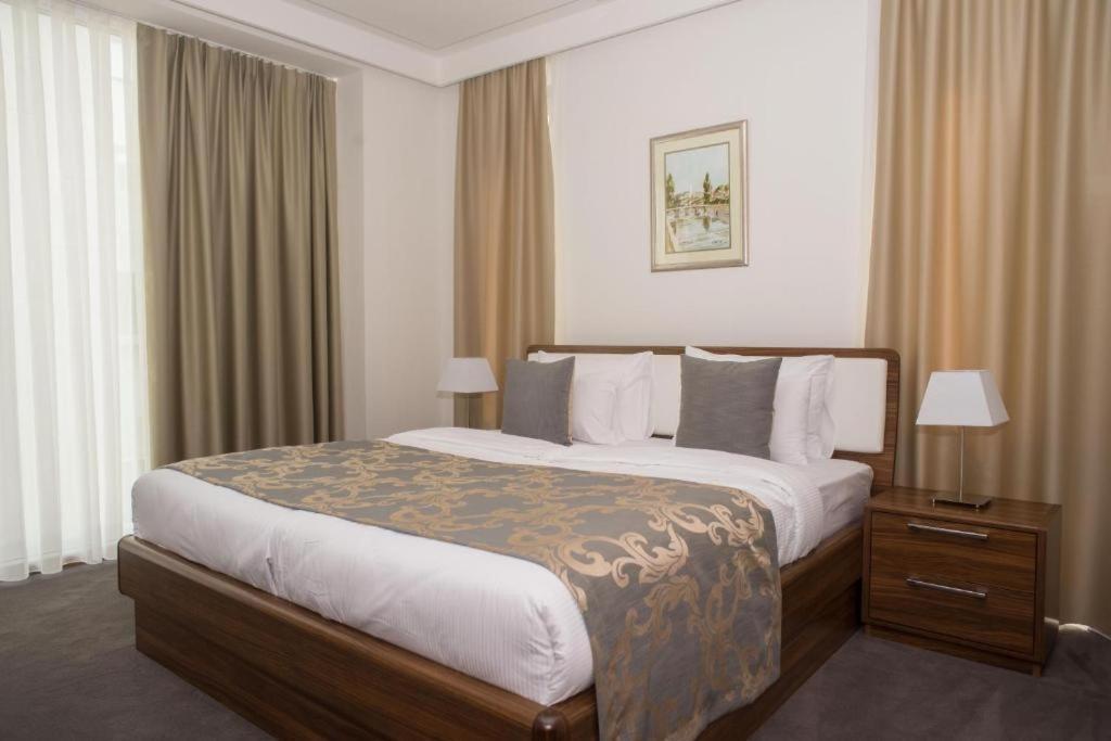 Hotel Royal Gold City SJJ Exterior foto